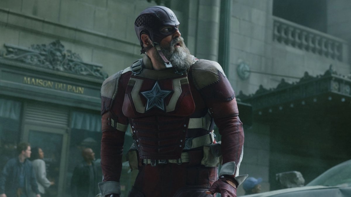 David Harbour Avengers