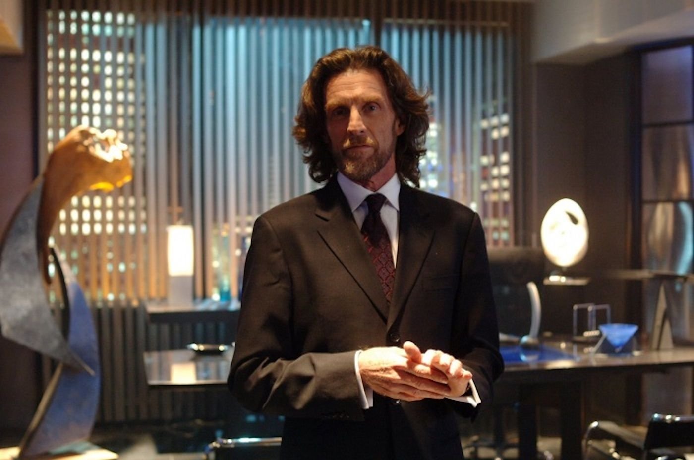 Smallville's John Glover Suggested Lex Luthor Kill His Father in Season 7