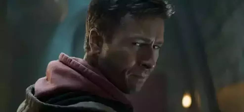 Glen Powell Tom Cruise