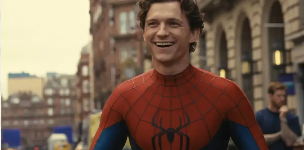 Salário de Tom Holland