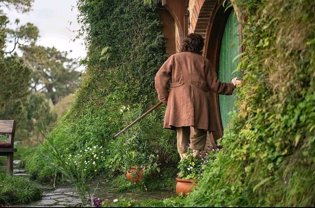 O Senhor dos Anéis: A Caçada por Gollum | Filme ganha primeiras imagens com Frodo